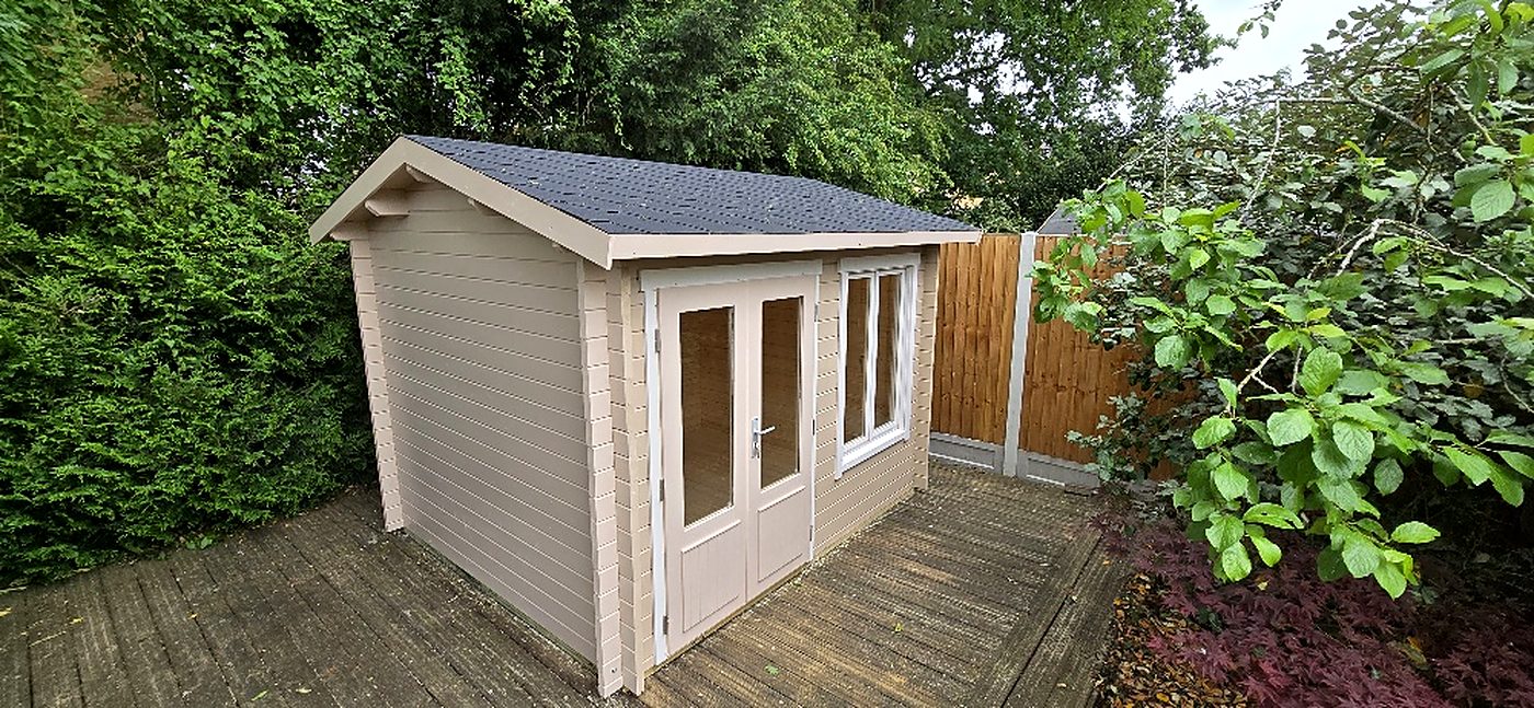 Garden room installed by Hutton Garden Rooms