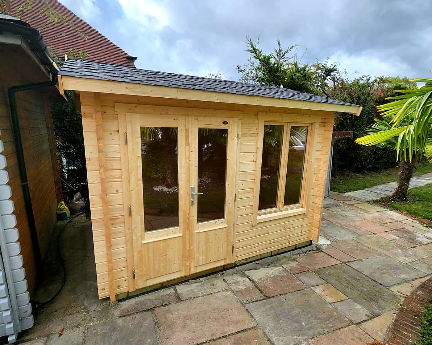 Garden room installed by Hutton Garden Rooms